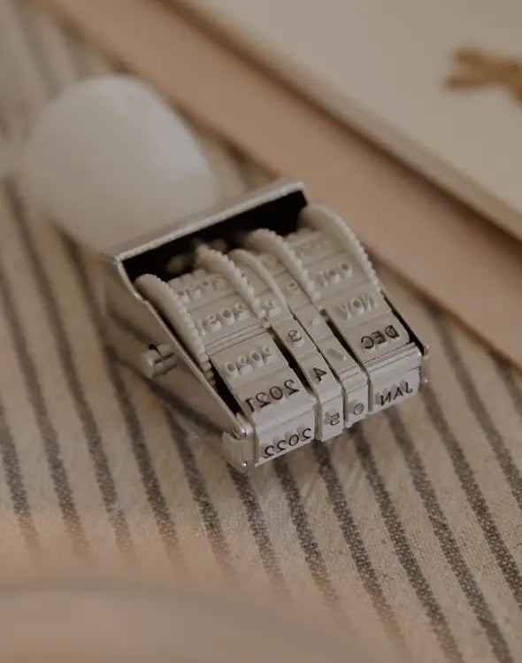 Chelsea Roller Date Stamp